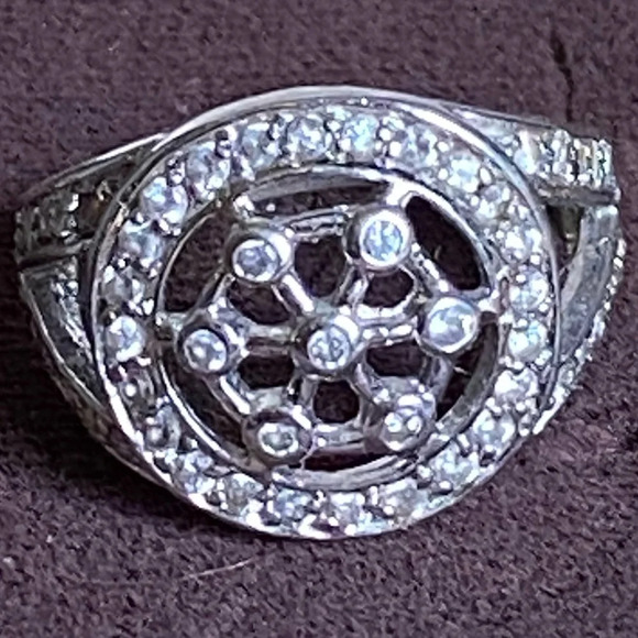 Estate Sterling Silver Round CZ Rhinestone Cubic Zirconia Mandala Wheel Ring 7 - Picture 3 of 11